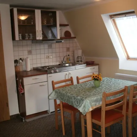 Moni Appartamento Ummanz